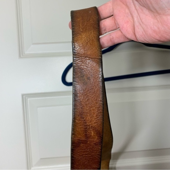 VTg Brown leather Saddle Shoulder Bag Canadian Handmade Carved Trees Landscapes - Picture 11 of 16